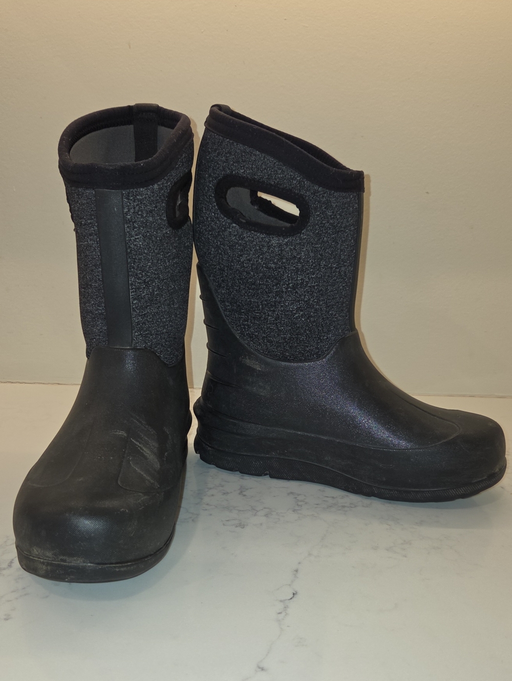 BOGS Kids Black Waterproof Winter Boots
